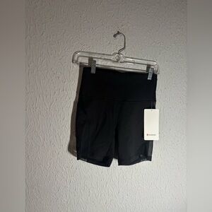 NWT Lululemon Wunder Train Mesh Panel HR Short 6"